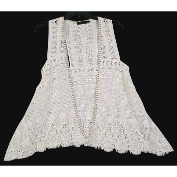 BKE Boutique~Woman Size L~White Crochet Lace Antique Open Front Vest Fringe Boho - Picture 8 of 14